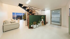 Basic Room, 3 Bedrooms (Pool Villa) - Gapyeong Hotel Forest Hue Pension (Gapyeong-gun)