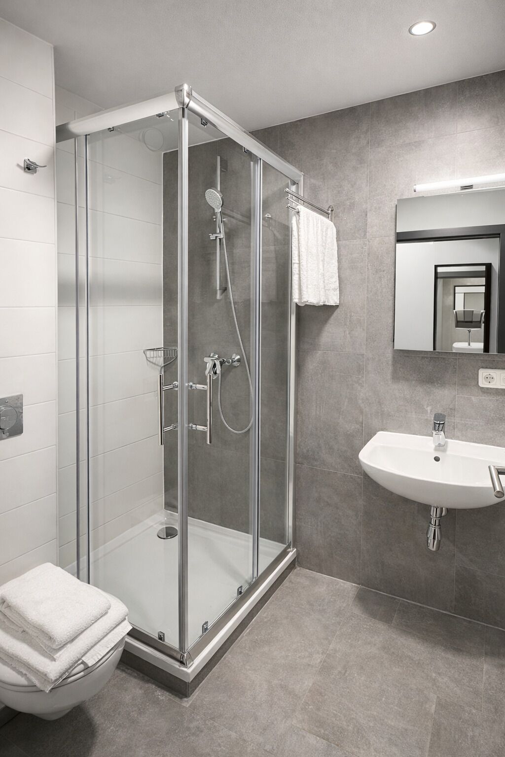 Toallas, papel higiénico