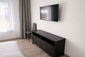 WiFi, bed sheets - Vacation apartment 'An der Mozartstraße' between Burghausen-Altötting, up to 4 pers. (Burgkirchen an der Alz)