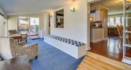 2 Mi to Olde Town! Pet-Friendly Haven w/ Sunroom