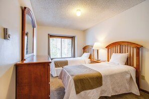 3 Schlafzimmer, Bügeleisen/Bügelbrett, Internetzugang, Bettwäsche