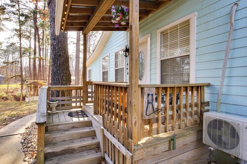 Hot Tub & Boat Ramp! Home on Toledo Bend Reservoir