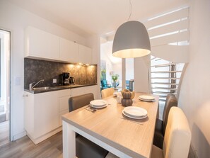 Elite appartement, 2 slaapkamers | Dineren