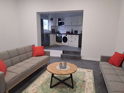 Moderne großzügige Wohnung mit 2 Schlafzimmer und schönem Wohnbereich