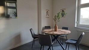 Dining - Modern, spacious 3-room apartment - 85 m² (Solingen)