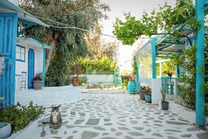 Superior Apartment, Garden View, Beachside | Exterior