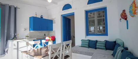 Standard Apartment, 2 Bedrooms, Garden View, Beachside | Private kitchenette | Mini-fridge, stovetop, coffee/tea maker, electric kettle