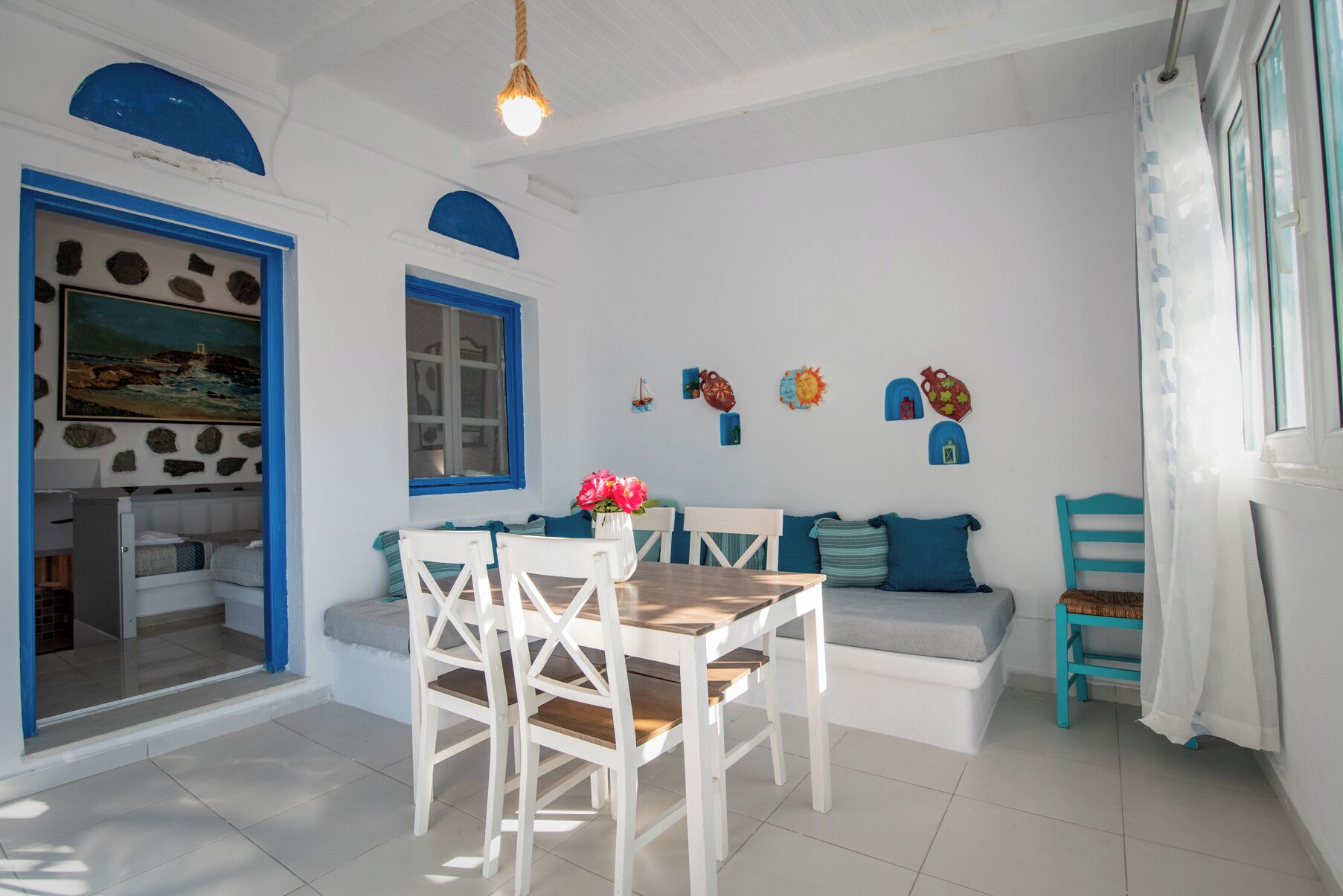 Standard Apartment, 2 Bedrooms, Garden View, Beachside | Dining