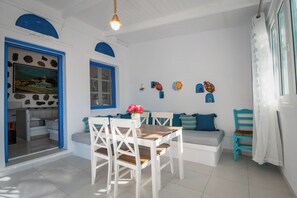 Căn hộ Tiêu chuẩn, 2 phòng ngủ, quang cảnh vườn, cạnh bãi biển | Khu ăn uống