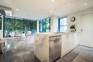 Interior - Modern Docklands by Ready Set Stay with WIFI, Linen, Gym and Pool (Docklands)