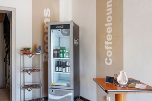 Interior - Room 'Zimmer 2' with Balcony (Extertal)