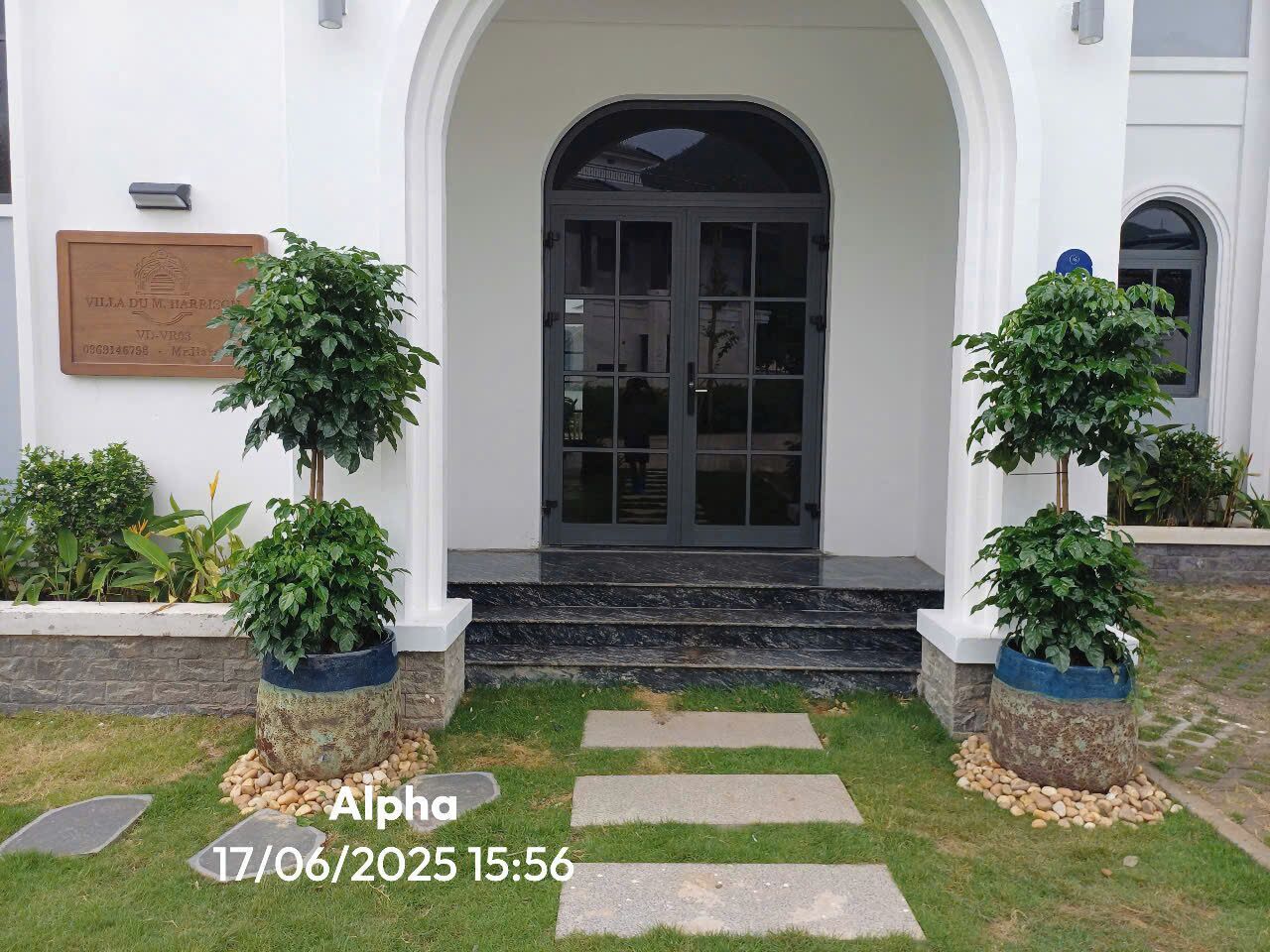 Biệt thự dành cho gia đình, quang cảnh biển | Chi tiết ngoại thất