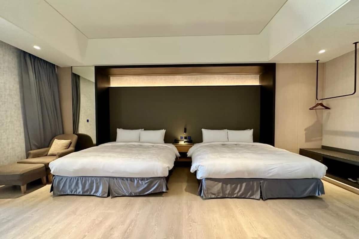 Family Quadruple Room, City View