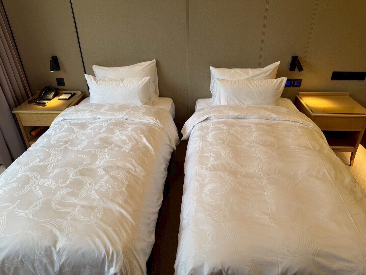 Quarto casal clássico, vista para a cidade