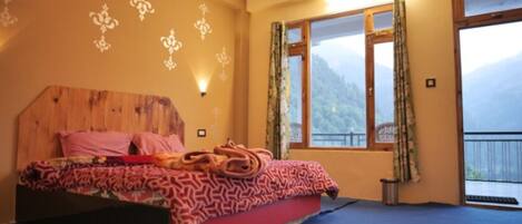 Skrivebord og wi-fi (inkludert)