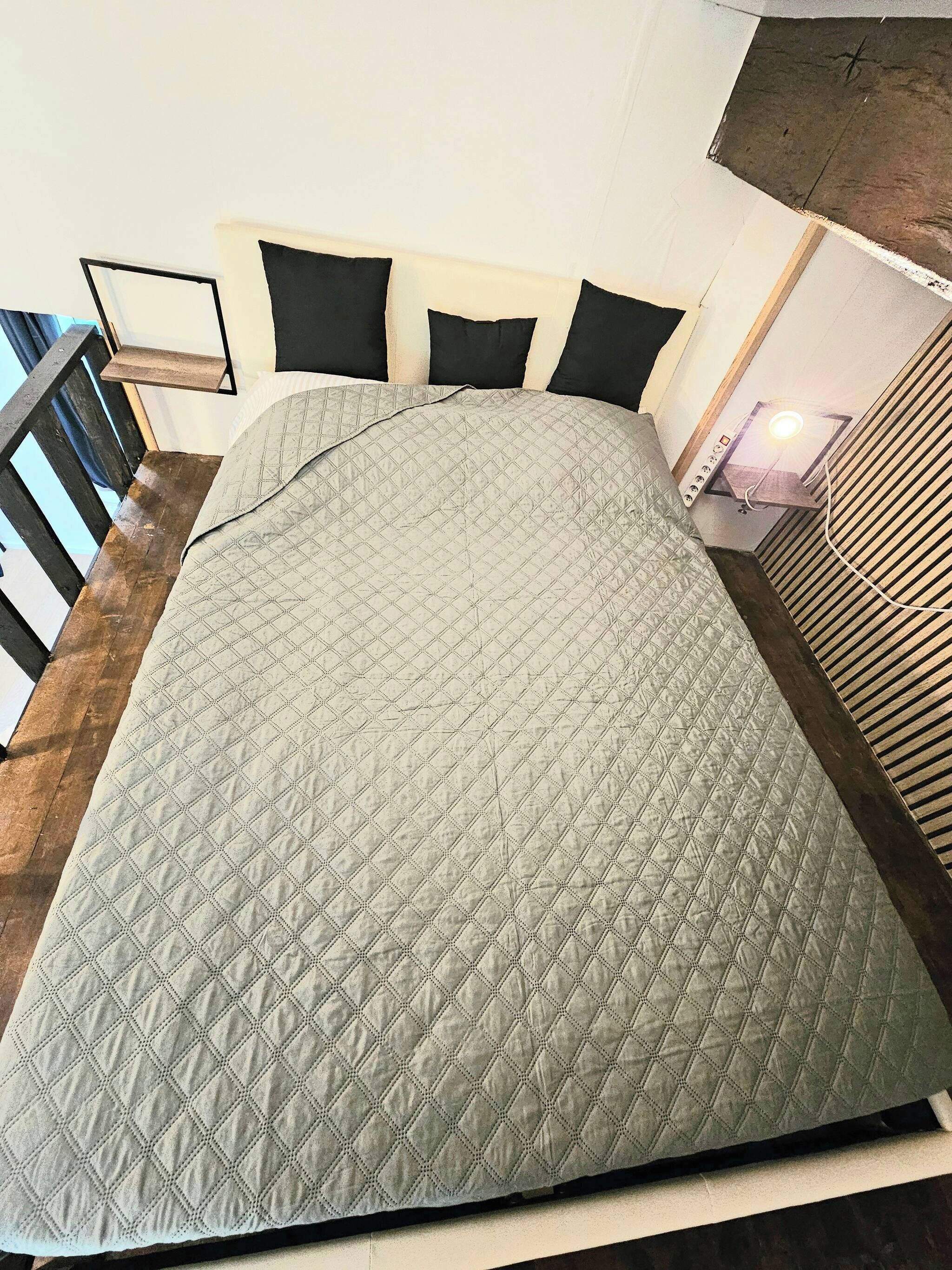 1 間睡房、上網、床單