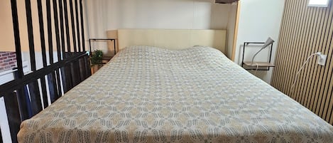 1 chambre, accès Internet, draps fournis