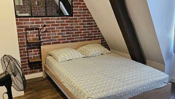 1 bedroom, Internet, bed sheets