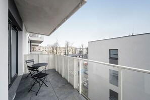 อพาร์ทเมนท์, ระเบียง | ระเบียง