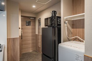 Standard Double Room, 1 Queen Bed with Sofa bed, Non Smoking | Interior - Apartment Hotel 11 Dotonbori 8 (Osaka)