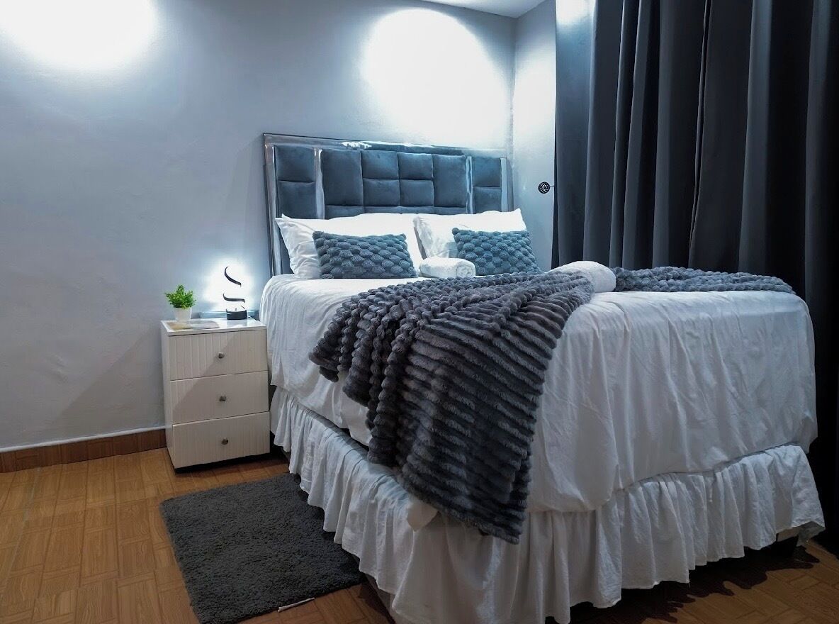 1 chambre, fer et planche à repasser, accès Internet