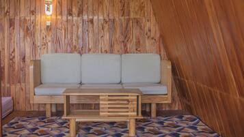 Villa, 2 Bedrooms | Free WiFi, bed sheets