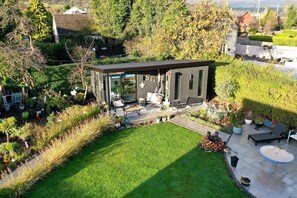 Exterior - Sanctuary by the Shore (Carrickfergus)