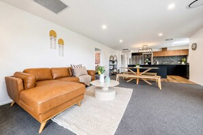TV - Spacious 4BR Home | Spa and Two Lounges + Games (Christchurch)