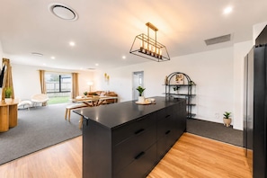 Interior - Spacious 4BR Home | Spa and Two Lounges + Games (Christchurch)