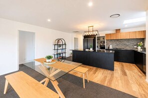 Dining - Spacious 4BR Home | Spa and Two Lounges + Games (Christchurch)