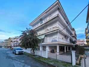 Exterior - SWISS Apartment by SDR (Paralia)