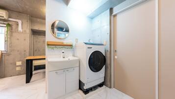 Basic Apartment, Balcony, City View | Living area