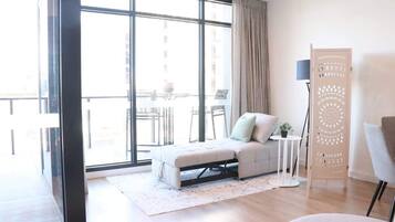 Televisión, oficina