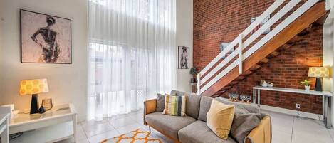 Televisión y oficina