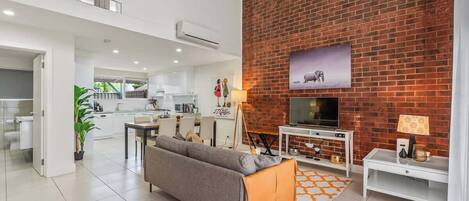 Fernseher, Arbeitsbereiche