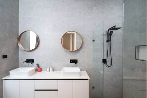 星評価なしの画像、3 / 43、ボタン