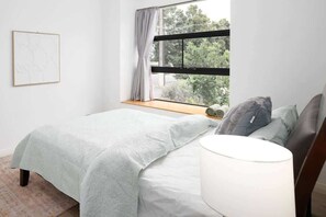 4 camere, ferro/asse da stiro, Wi-Fi, lenzuola