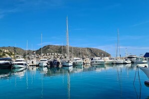 Marina - Spacious Appartment in Dénia - 2min from Beach. (VC)