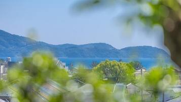 Deluxe Studio Suite, Non Smoking, Bay View | Terrace/patio