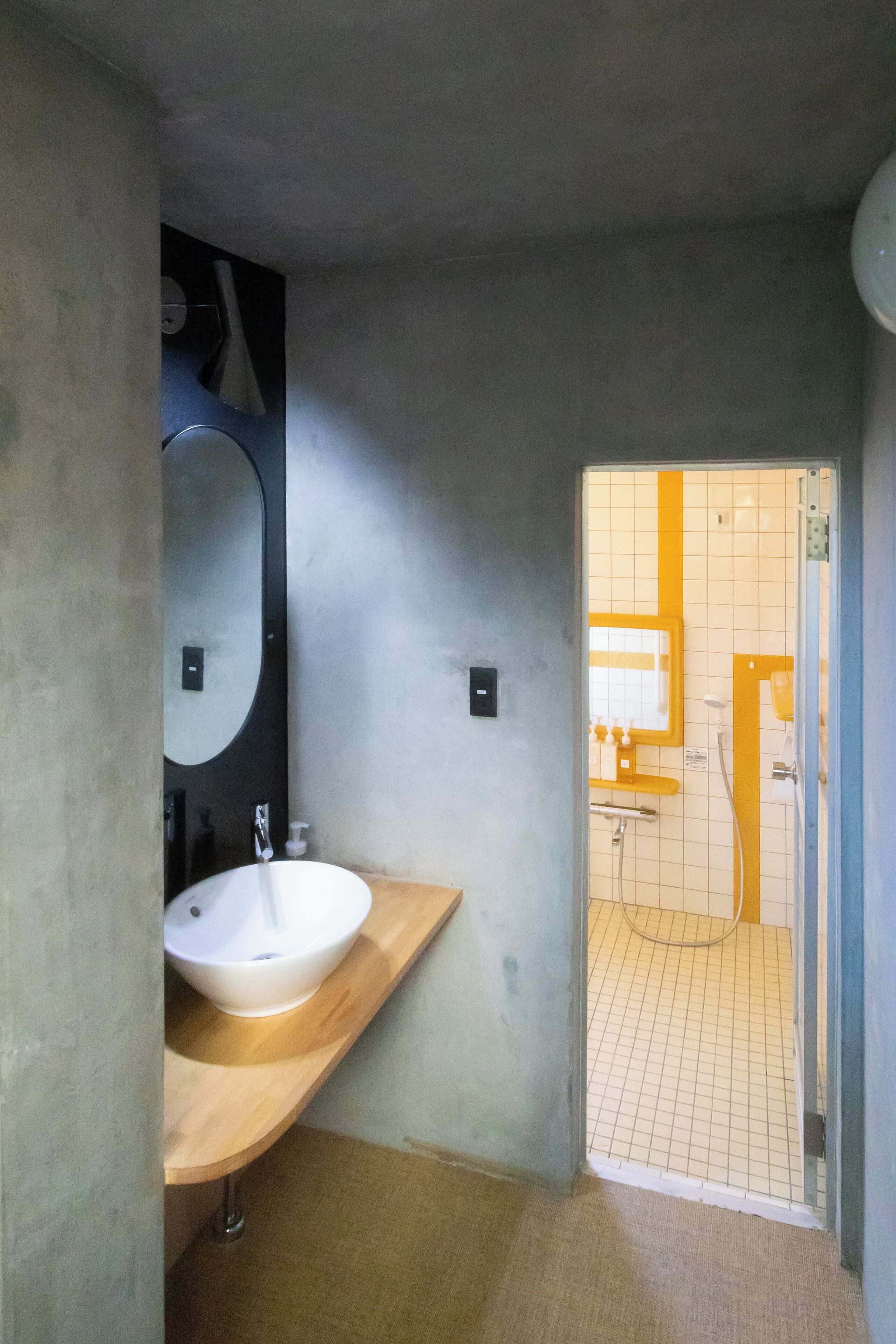 Hair dryer, bathrobes, slippers, bidet