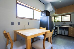 Deluxe Studio Suite, Non Smoking, Bay View | Private kitchen | Shared fridge, microwave, eco-friendly cleaning products, paper towels - HABi-Wakaura (Wakayama)