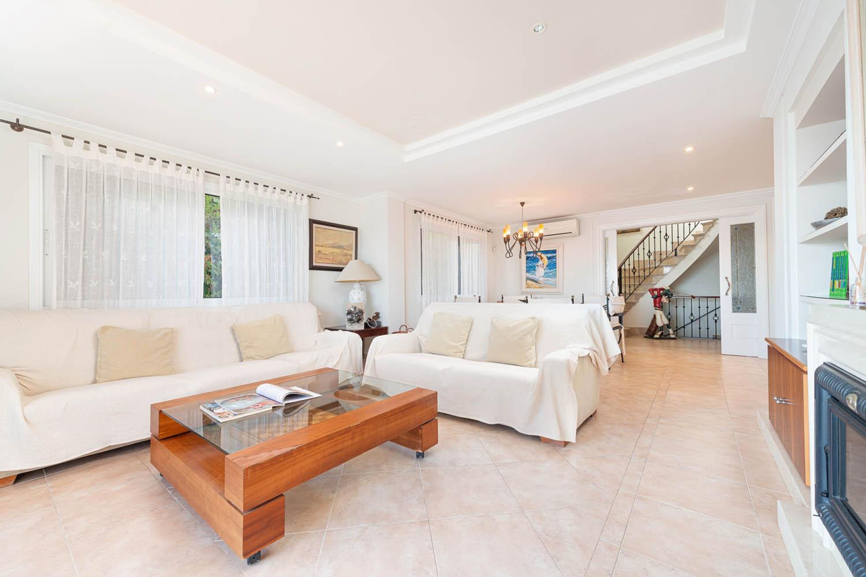 فيلا | 4 عدّة غرف نوم