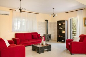House - Villa Aliona in Ionian Islands (Corfu)