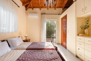 House - Villa Aliona in Ionian Islands (Corfu)