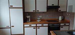 Ofen, Herdplatte, Geschirrspüler