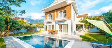 วิลล่า | 3 ห้องนอน