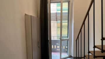 Doppia Deluxe, balcone, vista città | Interni