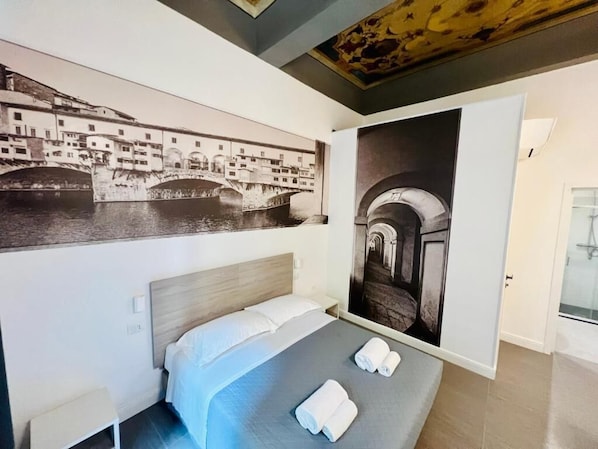 In-room safe, individually decorated, soundproofing, iron/ironing board - Sant antonino First Floor Relais  (Florence)