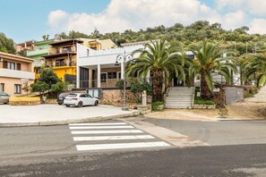 Exterior - Attic with terrace and swimming pool (Badesi)
