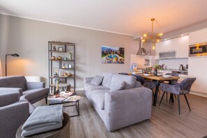 Smart TV - Appartement mit Seeblick auf den Luganersee (Porlezza)
